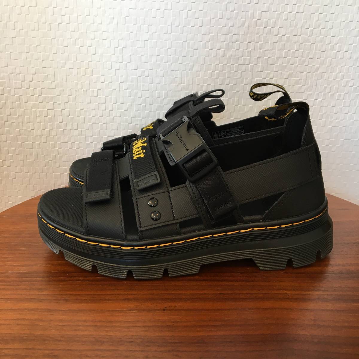 25.0cm（UK6）｜Dr.Martens ドクターマーチン サンダル PEARSON ペアソン ブラック 黒 26473001 人気モデル (新品)(即決)(正規品)_画像3