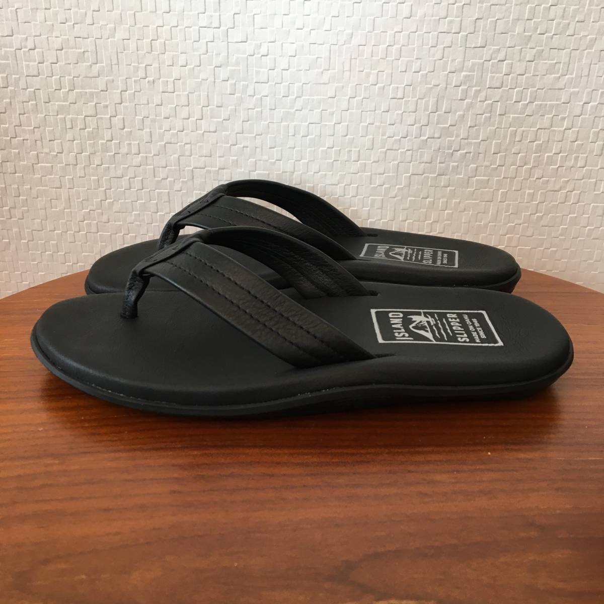 26.0cm(US 8)l ISLAND SLIPPER Islay ndo slippers PB202 sandals black black smooth leather Hawaii or f( new goods )( prompt decision )( regular goods )