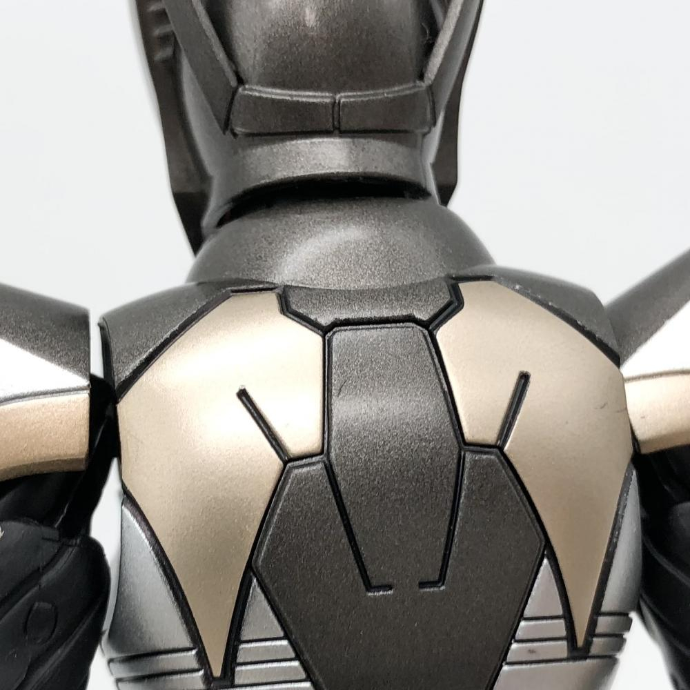 [ б/у ] вскрыть Bandai Kamen Rider Kabuto S.H.Figuarts подлинный . гравюра производства закон Kamen Rider дырокол hopper [240017554820]