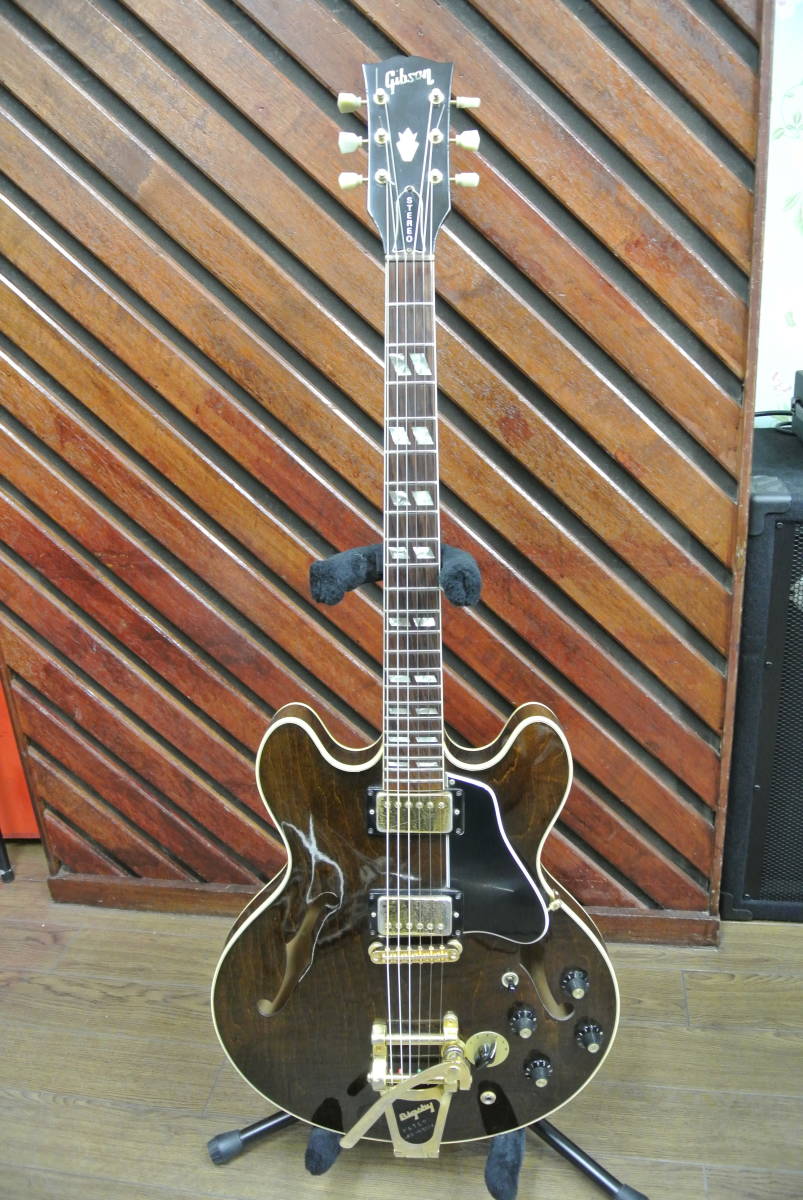  Gibson ES-345 dark brown 1976 year.