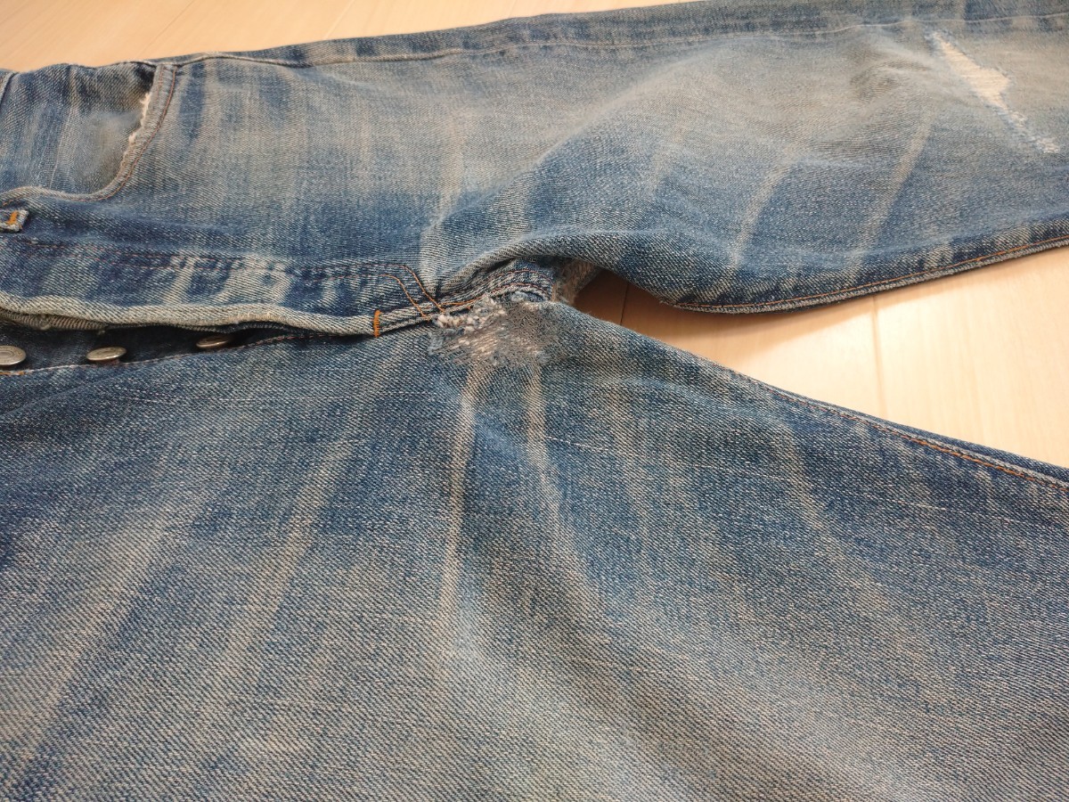 70s LEVIS 501 66前期 色落ちダメージリペア済み (ヴィンテージ