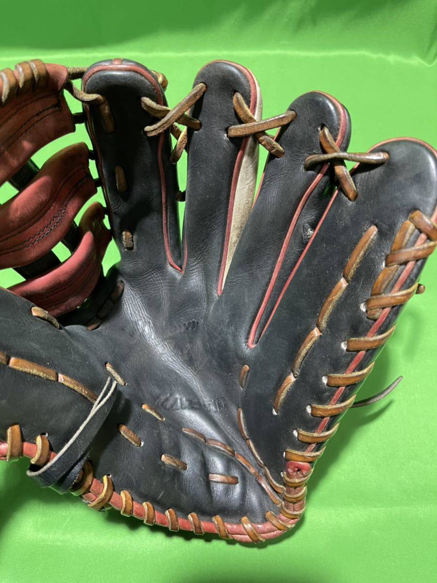 日本ハムファイターズ 谷口雄也 #64 実使用 グローブ MIZUNO 日本ハムファイターズ 谷口雄也 #64 実使用 グローブ MIZUNO