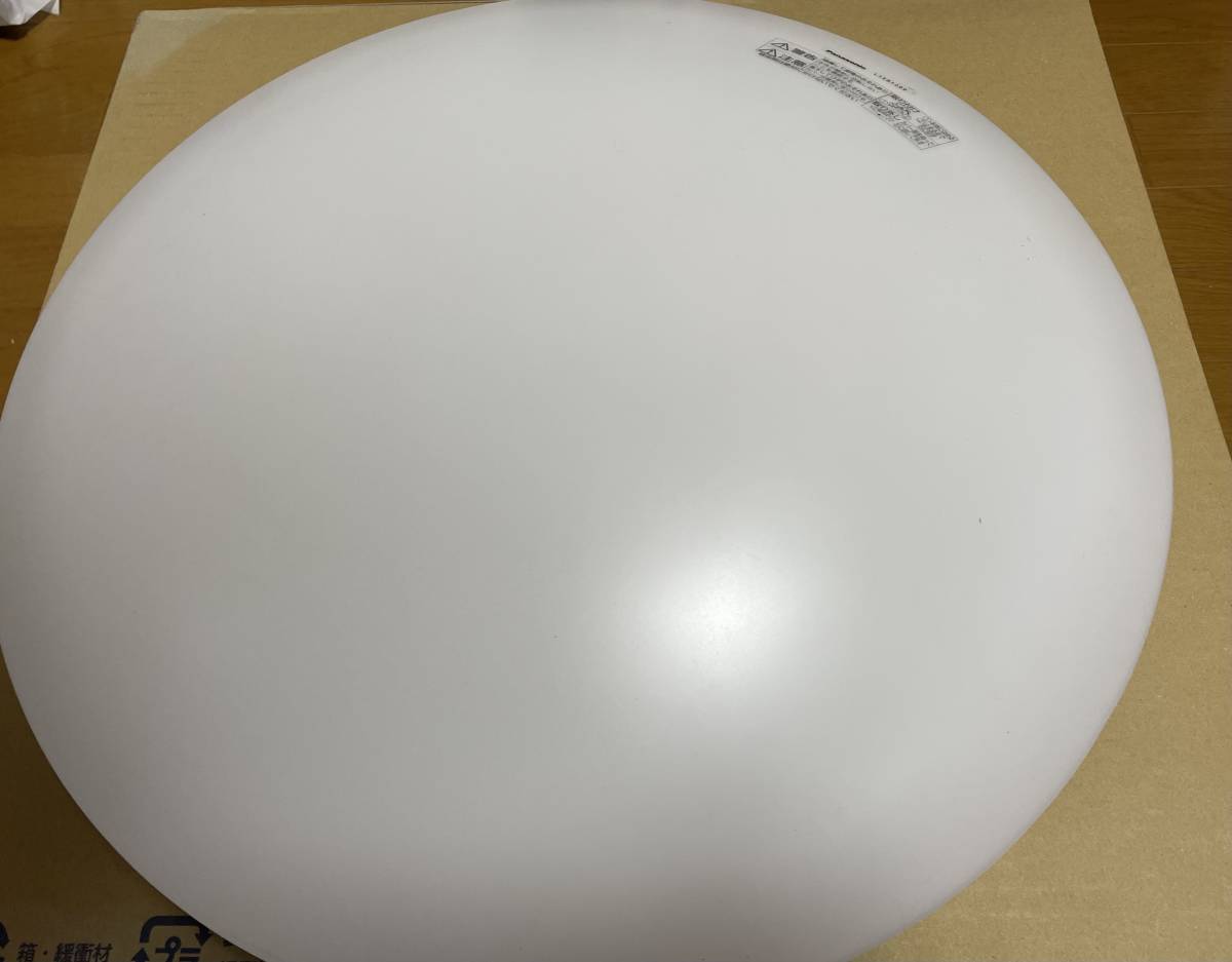 Panasonic LED照明器具 LSEB1200 シーリングライト、リモコン調光、～8畳、昼光色、φ450mm_商品全景、