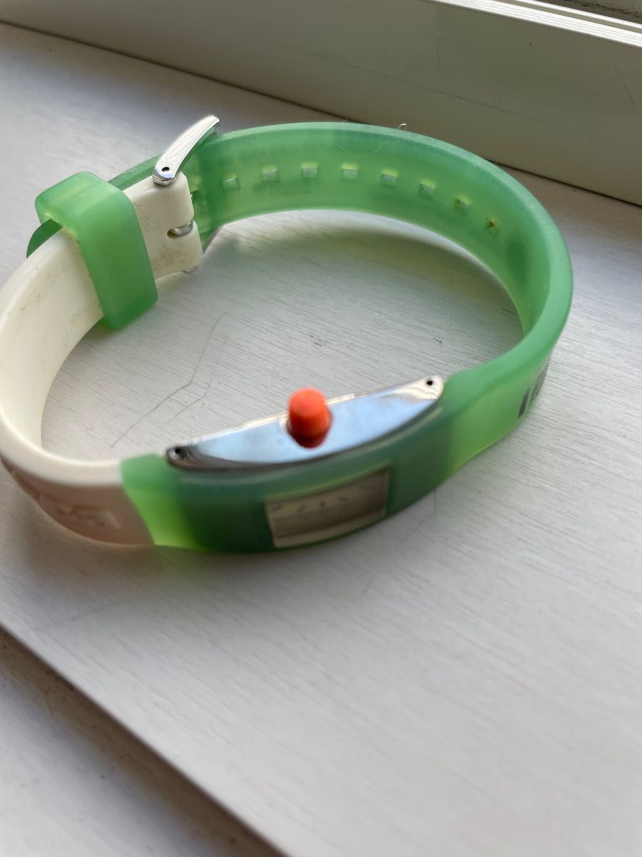 電池新品】ズッカ腕時計チューインガム/レディース( ^_ 電池新品】ズッカ腕時計チューインガム/レディース( ^_