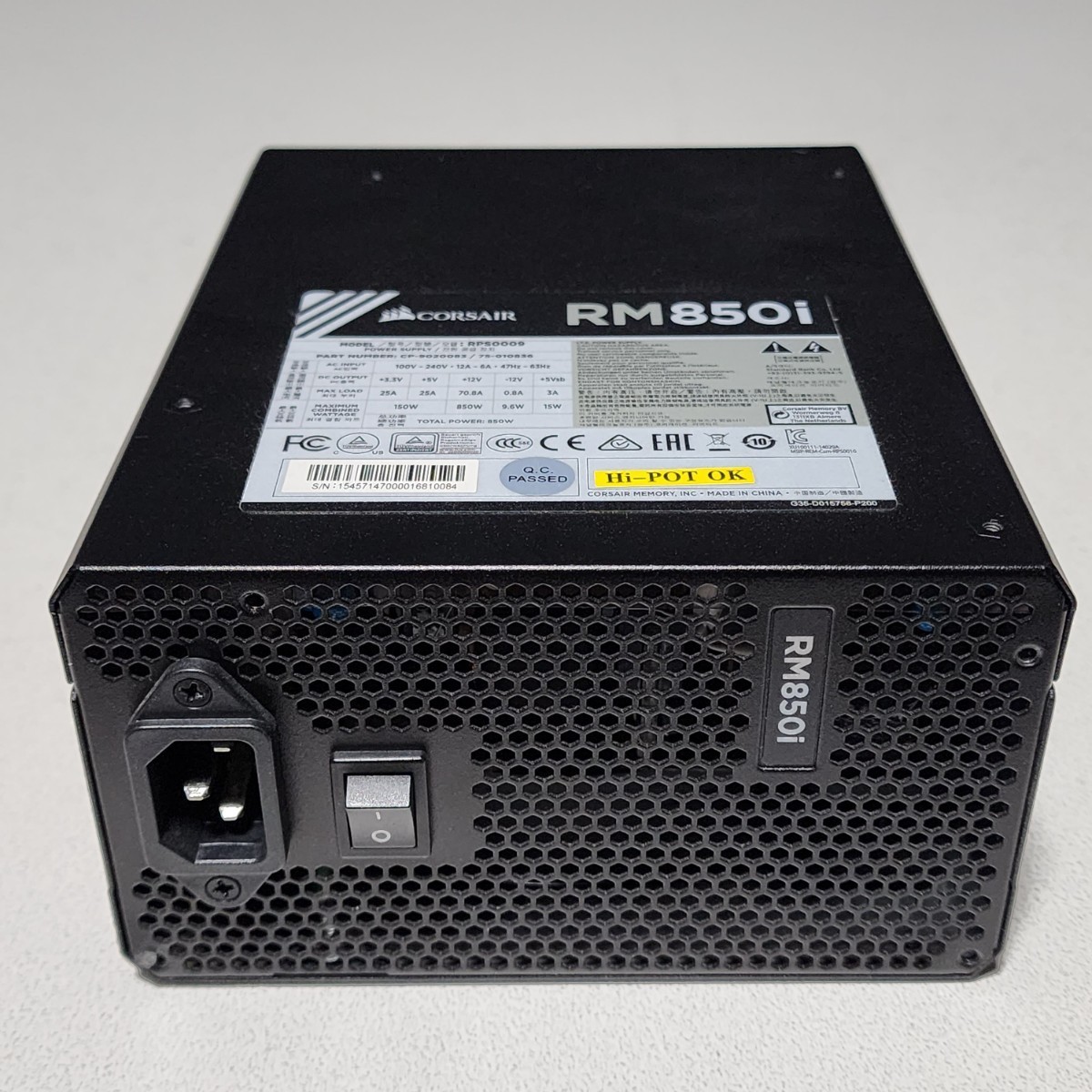 CORSAIR RM850i(RPS0009) 850W 80PLUS GOLD認証 ATX電源ユニット 動作確認済み フルプラグイン PCパーツ CORSAIR RM850i(RPS0009) 850W 80PLUS GOLD認証 ATX電源ユニット 動作確認済み フルプラグイン PCパーツ
