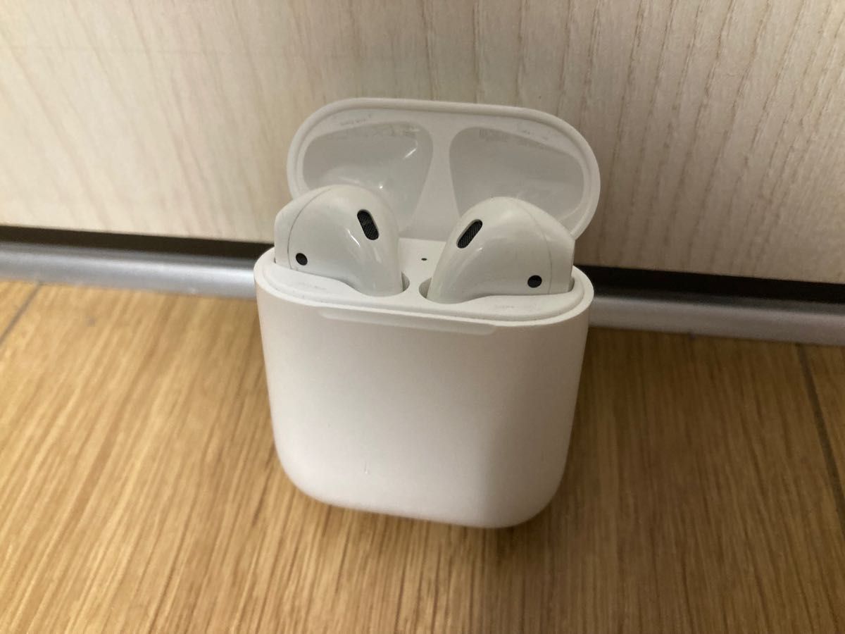 AirPods 第2世代 右耳 左耳 充電ケース Apple国内正規品