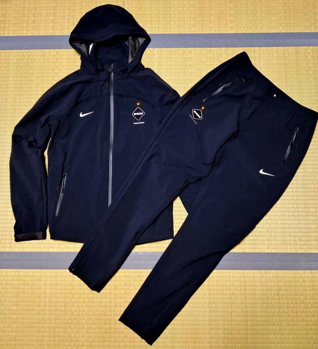 Yahoo!オークション - 【美品】上下セット FCRB NIKE STORM-FIT...