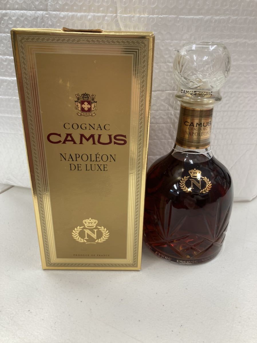 CAMUS カミュ NAPOLEON ナポレオン COGNAC DE LUXE コニャック 700ml