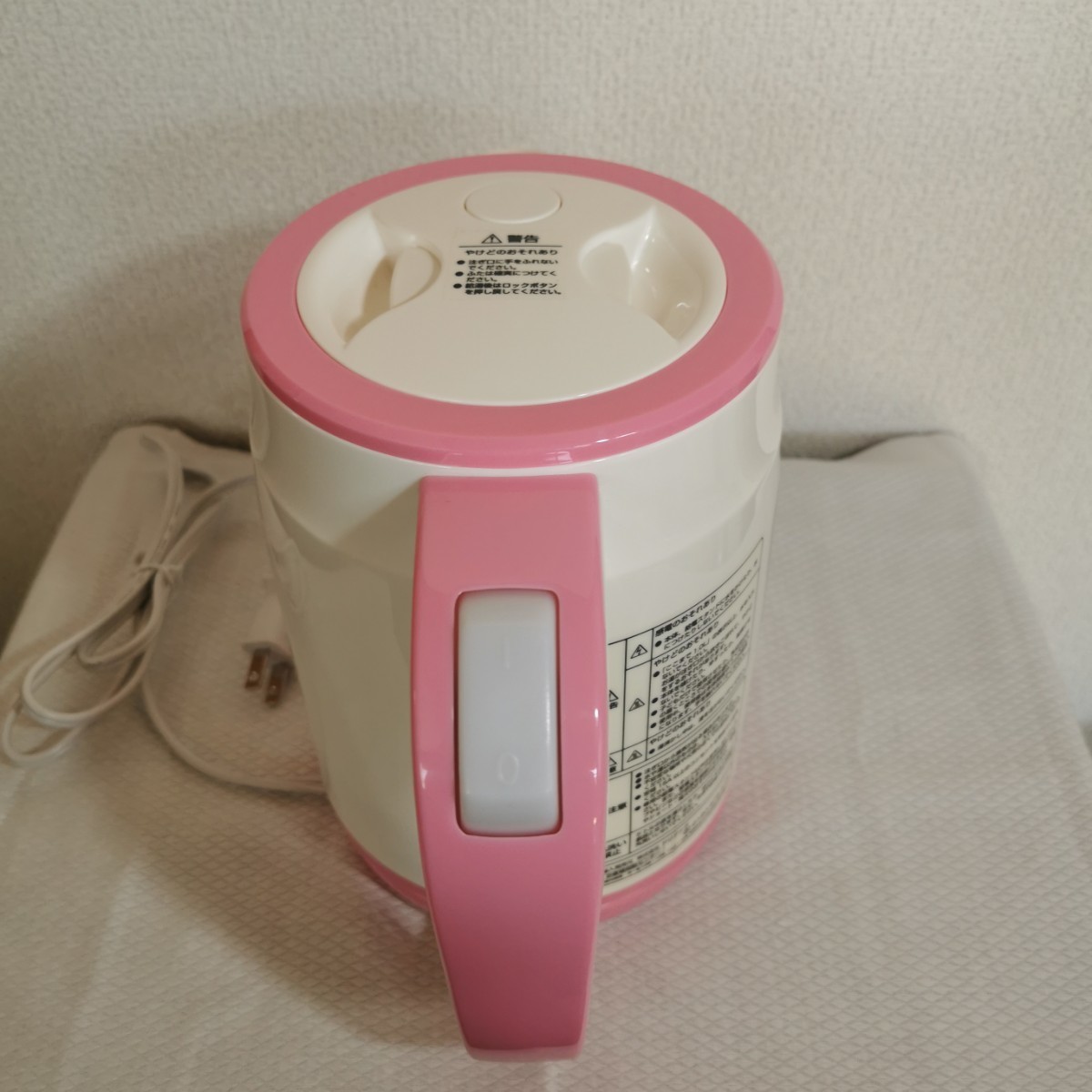 ハローキティ・ドラえもん 電気ケトル 電気ポット 1 0L 一番くじ ハローキティ・ドラえもん 電気ケトル 電気ポット 1 0L 一番くじ