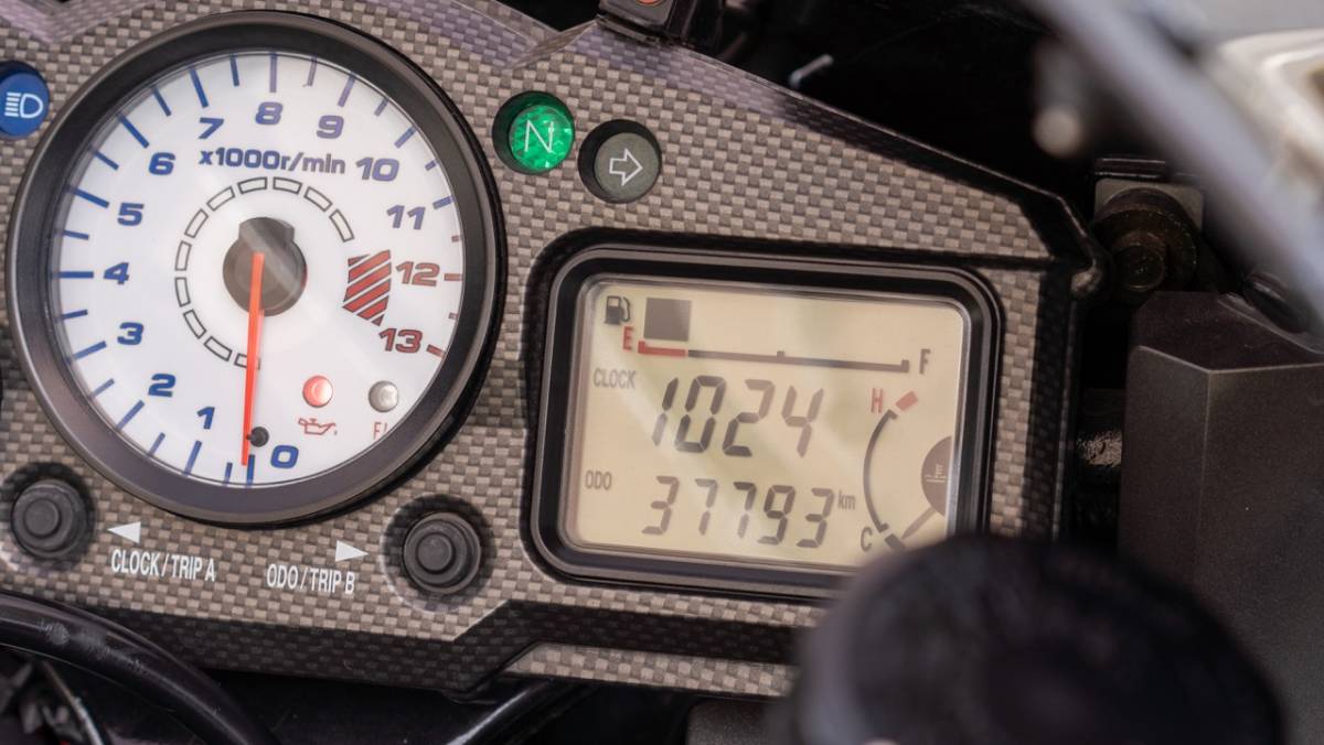 美車】Kawasaki Ninja ZX-12R B型 黒/金 マレーシア仕様 車検25年4 美車】Kawasaki Ninja ZX-12R B型 黒/金 マレーシア仕様 車検25年4