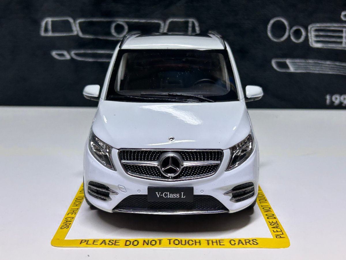 1/18 Mercedes Benz V class V260L　ホワイト　メルセデス　ベンツ　海外ディーラー特注品_画像3