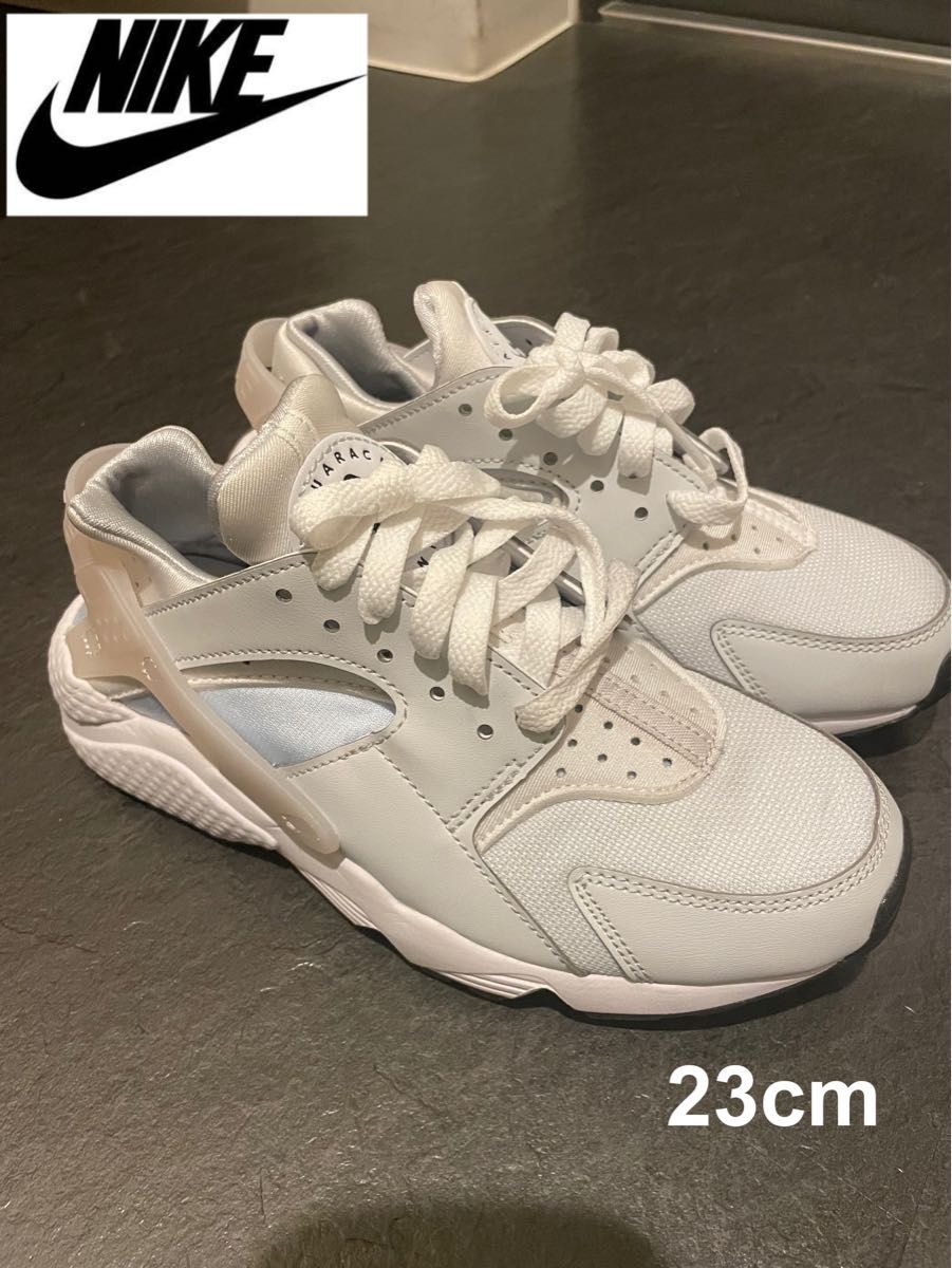 限定値下中★新品★NIKE エアハラチ　レディース　23cm ナイキ