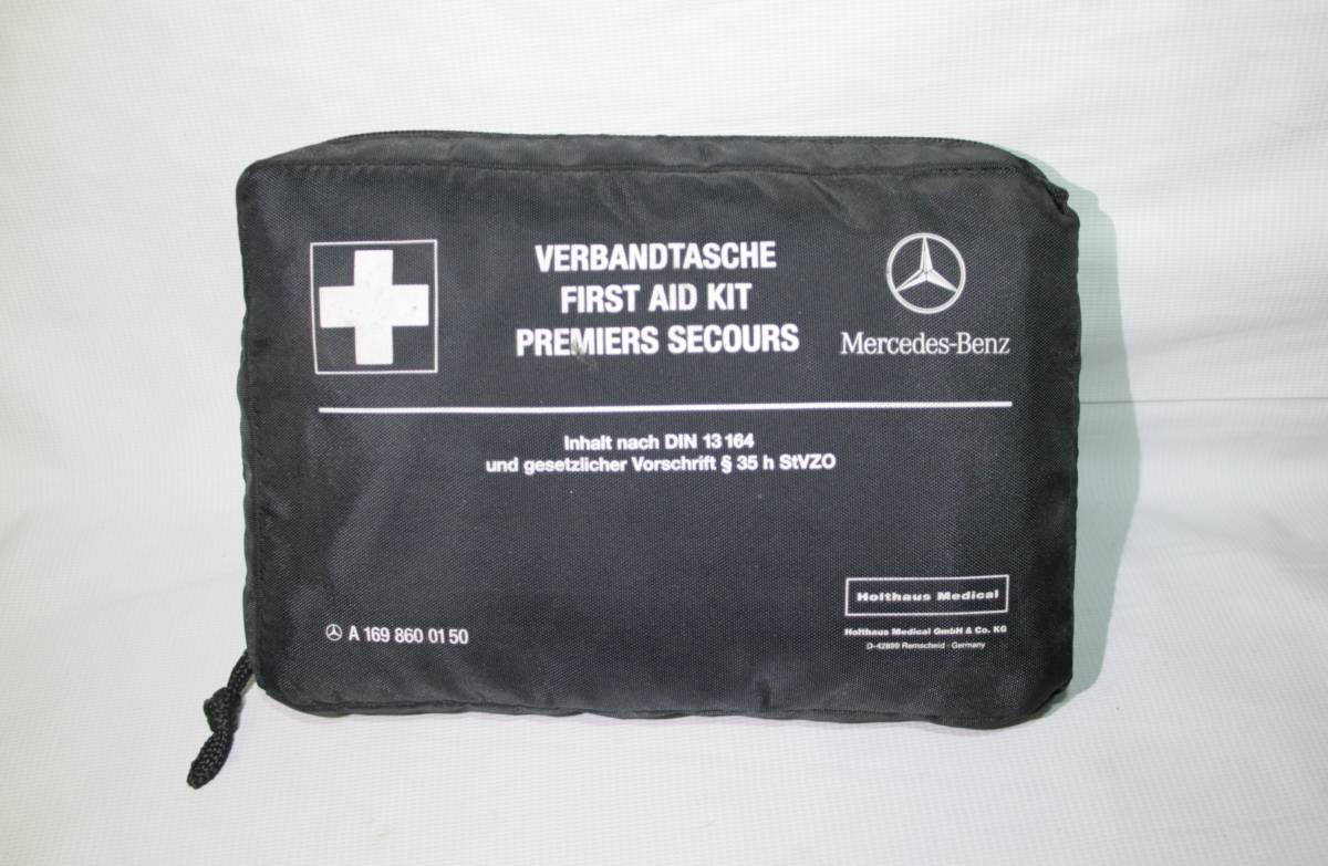 Mercedes Benz first aid kit A1698600150: Real Yahoo auction salling