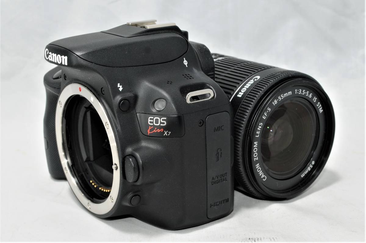 ☆バッグ付美品☆ キャノン Canon デジタル一眼レフカメラ EOS Kiss X7