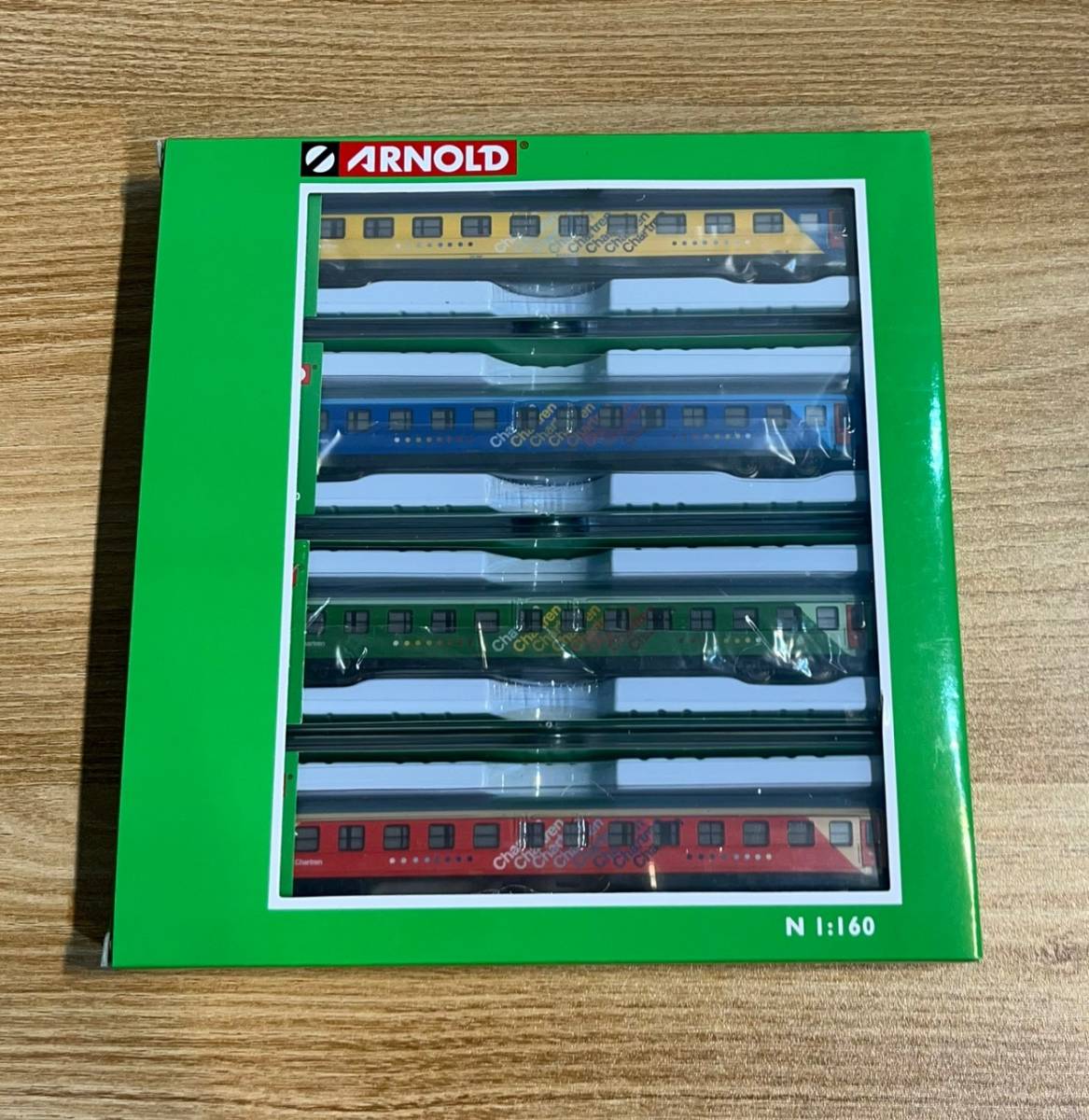 Arnold N HN4358 RENFE 客車 Chartren 4両セット【新品】_画像9