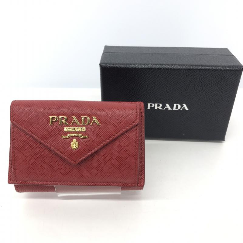 【中古】PRADA サフィアーノ 三つ折り 財布 1MH021 コンパクトウォレット　赤[240066120399]
