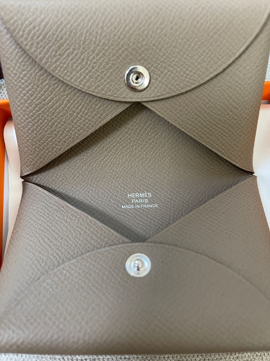 値下げ!【新品未使用】エルメス カルヴィ カードケース エトゥープ