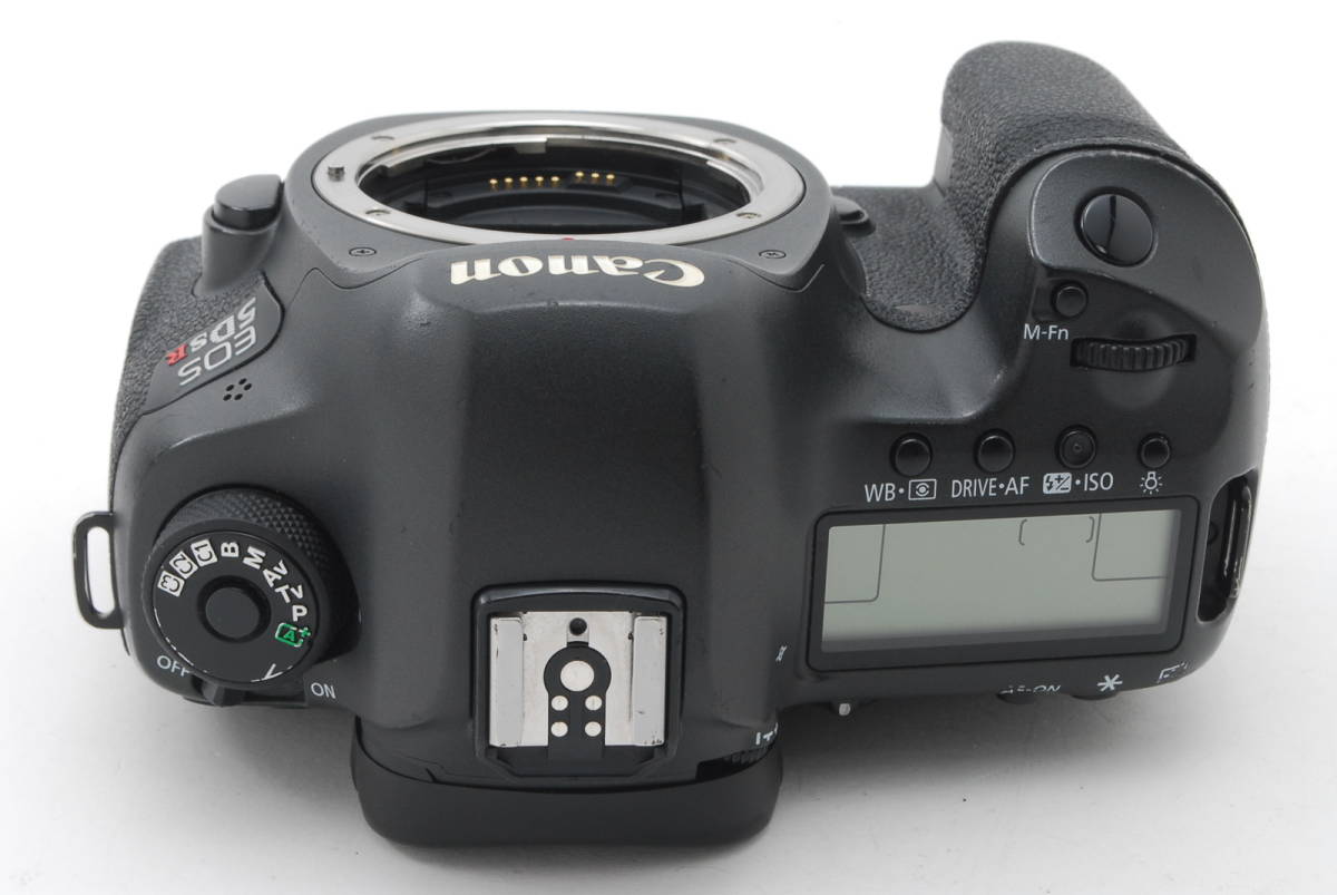 CANON EOS KISS X10 一眼レフ　カメラ