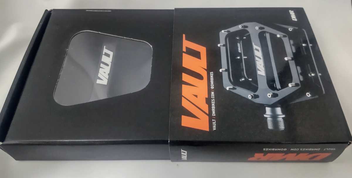 新発売の DMR Edition ペダル 新品 V2 Limited VAULT フラットペダル
