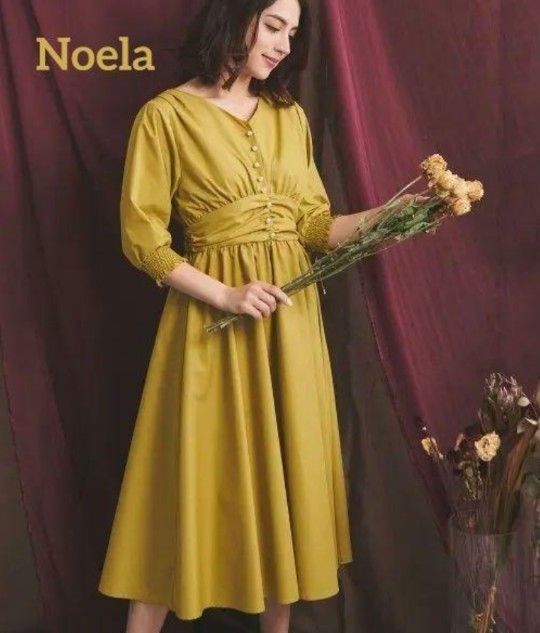 Noela パールボタンAラインロングワンピース イエロー Noela パールボタンAラインロングワンピース イエロー