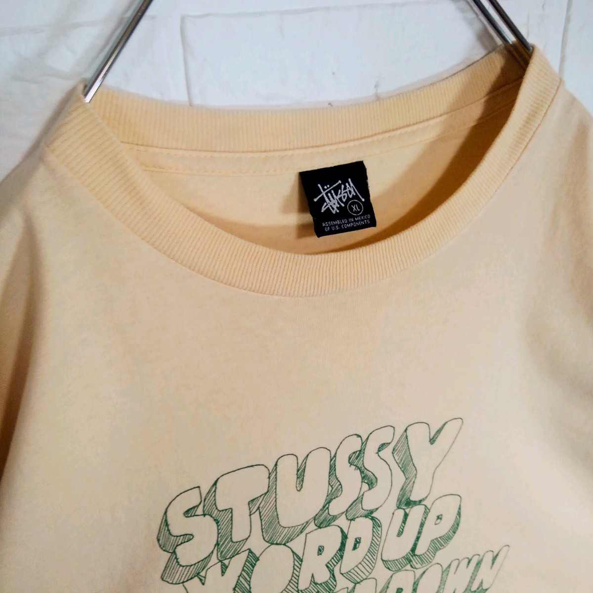 STUSSY(ステューシー)》手書きグリーンロゴ Tシャツ ベージュ｜PayPay
