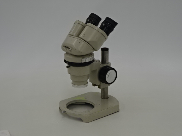 K3-0552 ● Nikon ニコン ◆ 双眼実体顕微鏡 実体顕微鏡 型式不明_画像1