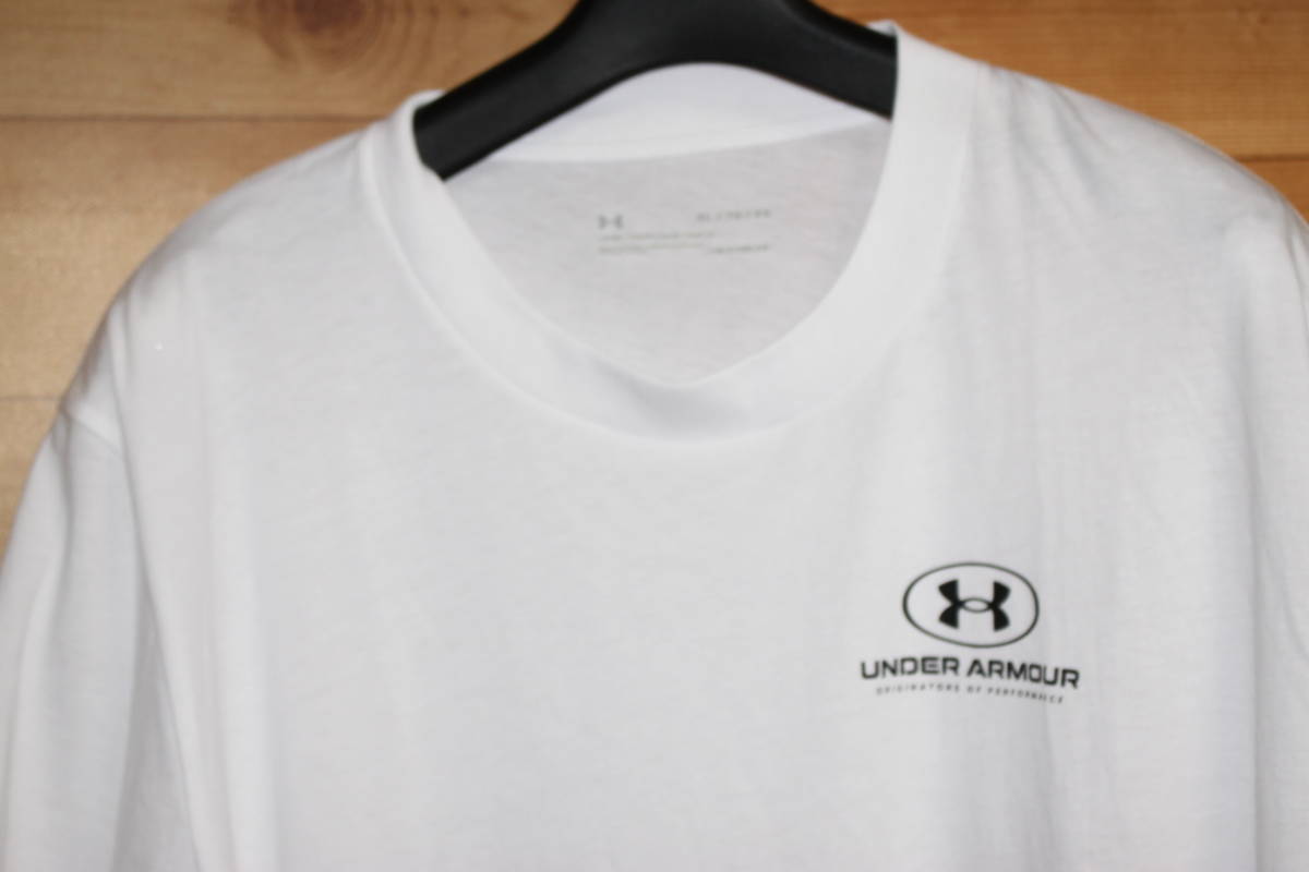 未使用アンダーアーマー　XL　レディース　オーバーサイズ グラフィック　半袖Tシャツ 1363206　送料無料即決_画像2