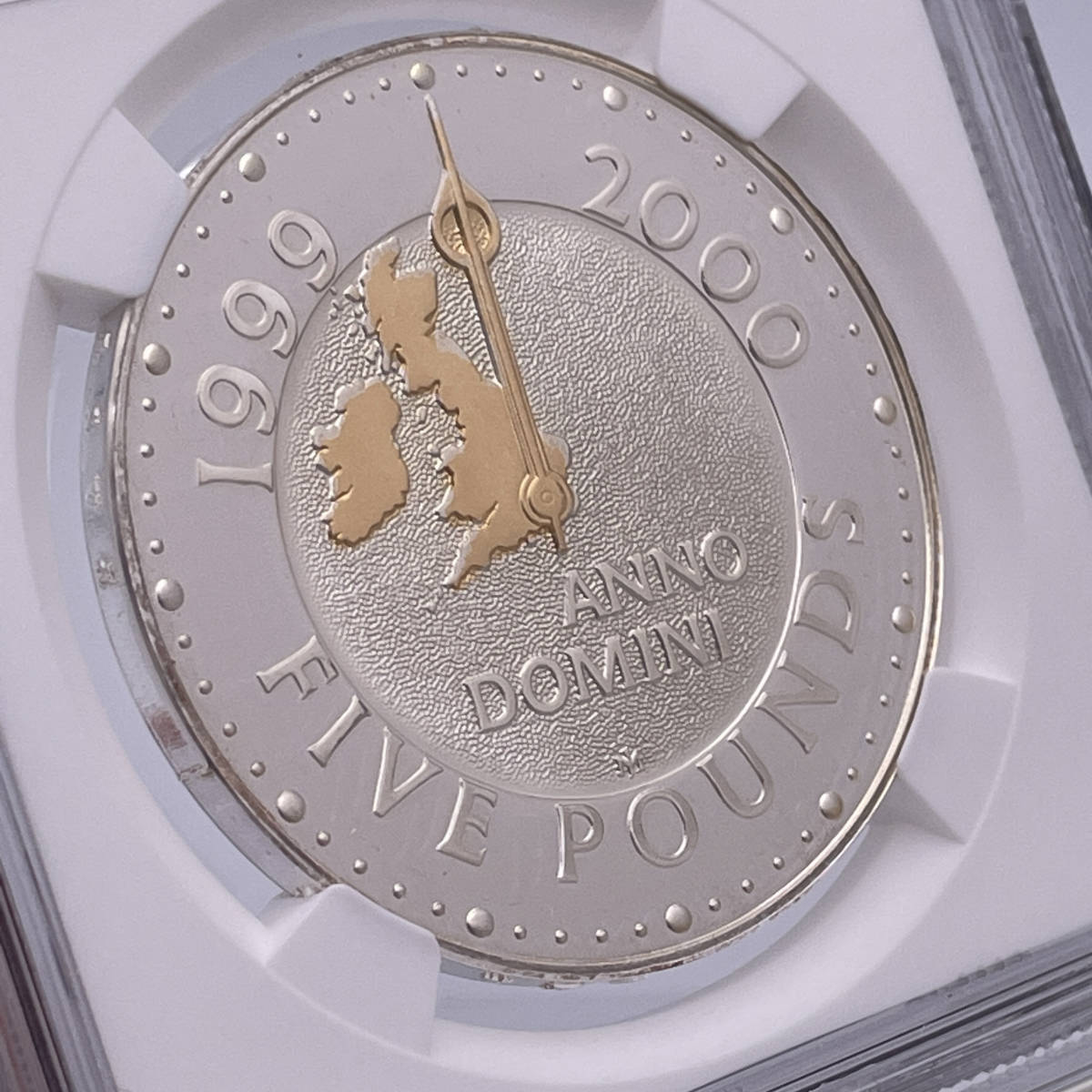 最高鑑定 2000年 イギリス ミレニアム 5ポンド銀貨 NGC 金メッキ-