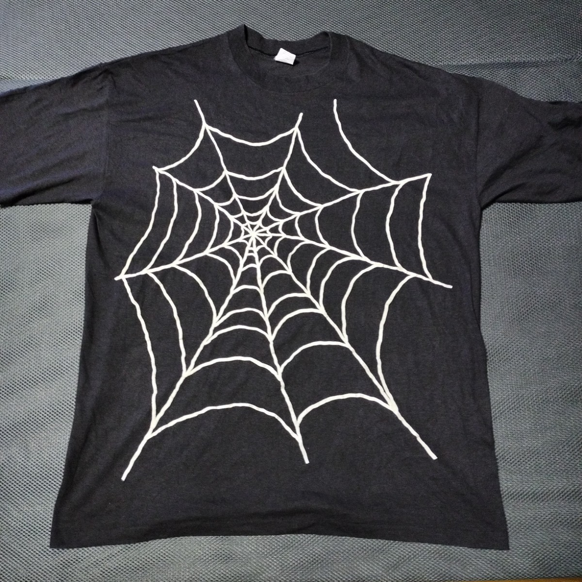 vintage 90s spiderweb 蜘蛛の巣 Tシャツ 古着-