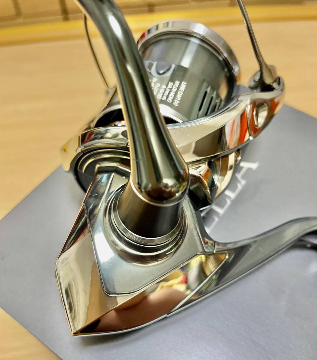 超美品 シマノ 22 ステラ 2500s 予備 スプール c3000s 付き STELLA