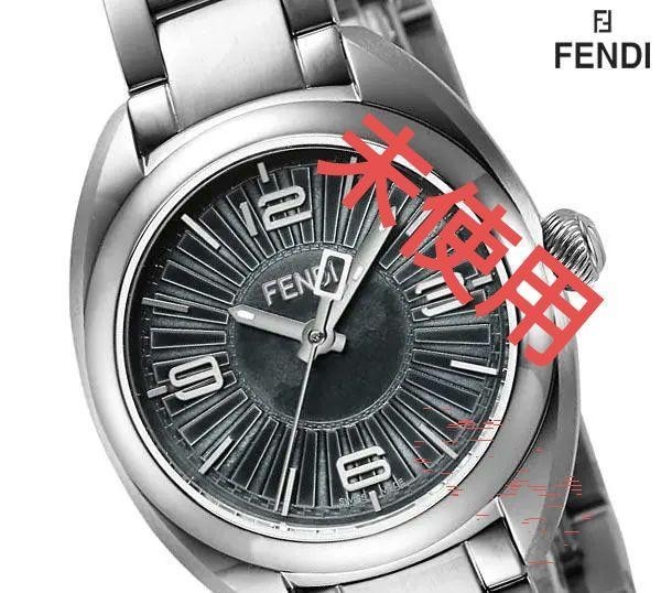 定価１５万】FENDI MOMENTO FENDI ブルー 時計 未使用-