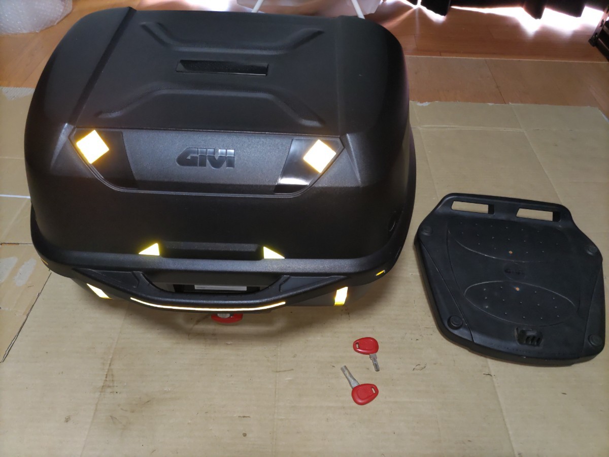 GIVI E43NMLD モノロック トップケース リアボックス GIVI E43NMLD モノロック トップケース リアボックス