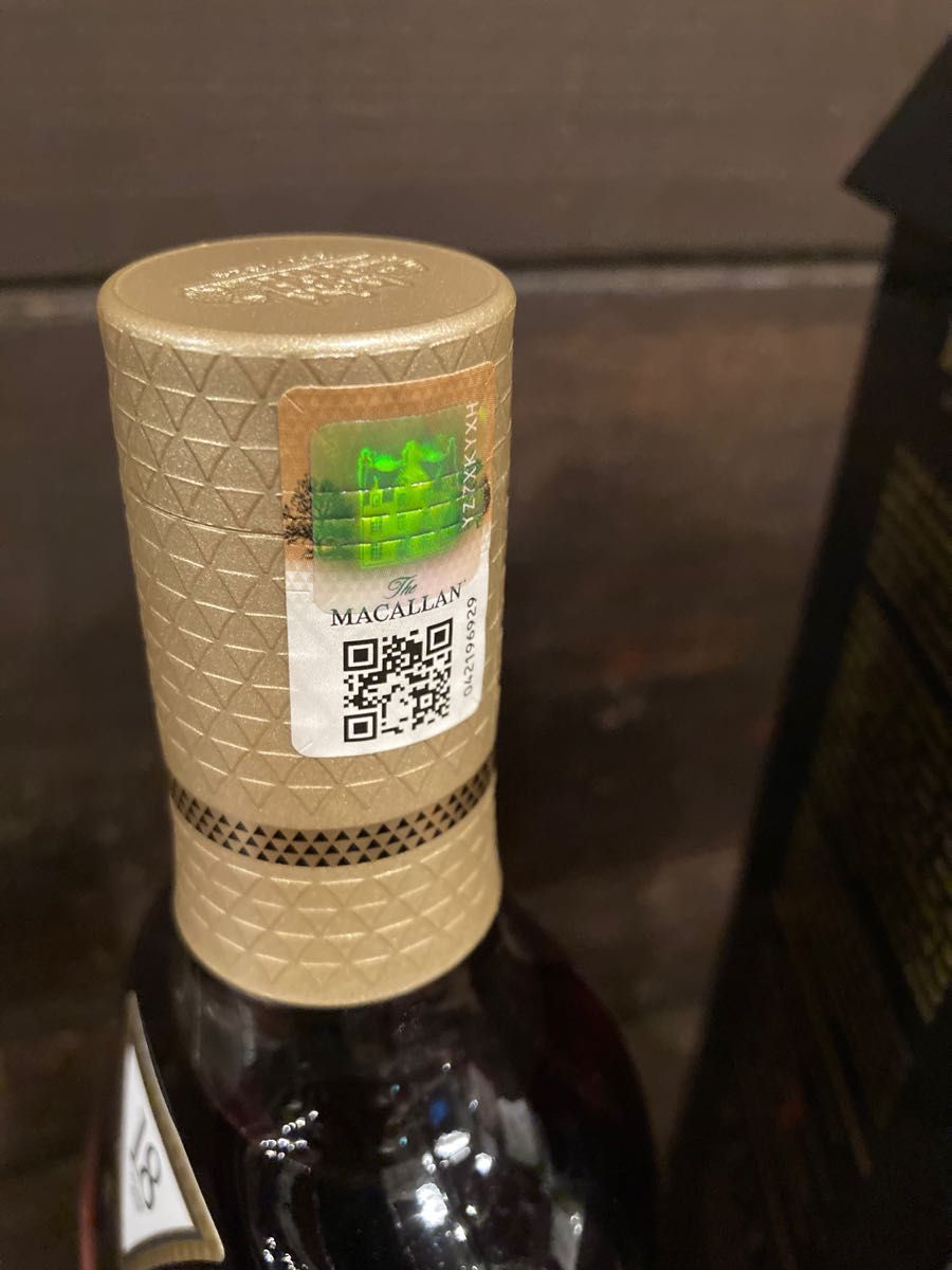 ザ・マッカラン 18年 700ml 瓶 箱付き MACALLAN スコッチウイスキー