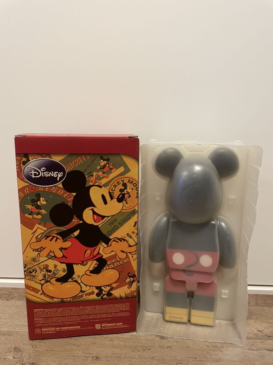 未使用 2009年発売 メディコムトイ BE@RBRICK ミッキーマウス 400% カラー版 MICKEY MOUSE ベアブリック ミッキー 外箱 ケース付 ☆_画像2