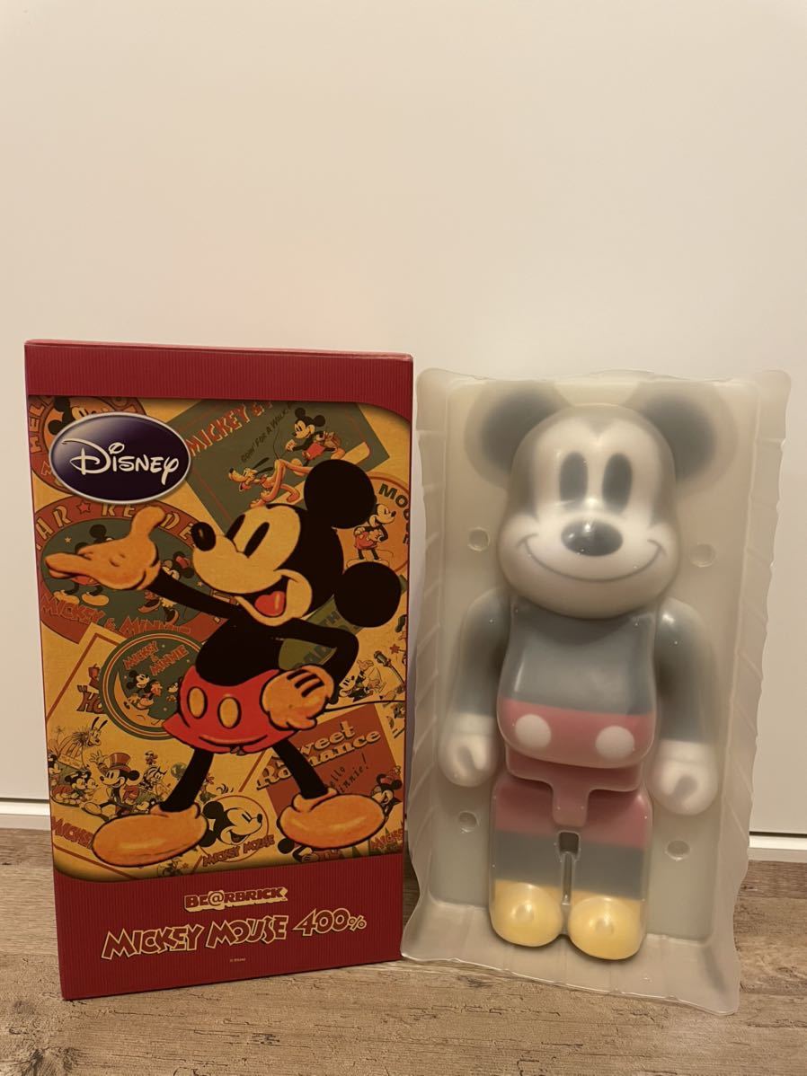 未使用 2009年発売 メディコムトイ BE@RBRICK ミッキーマウス 400% カラー版 MICKEY MOUSE ベアブリック ミッキー 外箱 ケース付 ☆_画像1