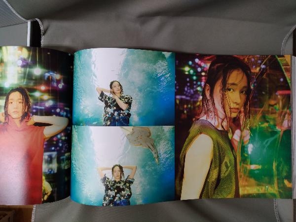 新垣結衣 写真集／YUI ARAGAKI NYLON JAPAN ARCHIVE BOOK 2010-2019の画像8