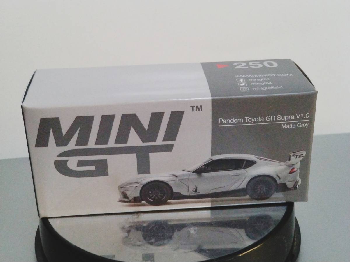 MINI GT #250 Pandem Toyota GR Supra V1.0　グレー_画像1