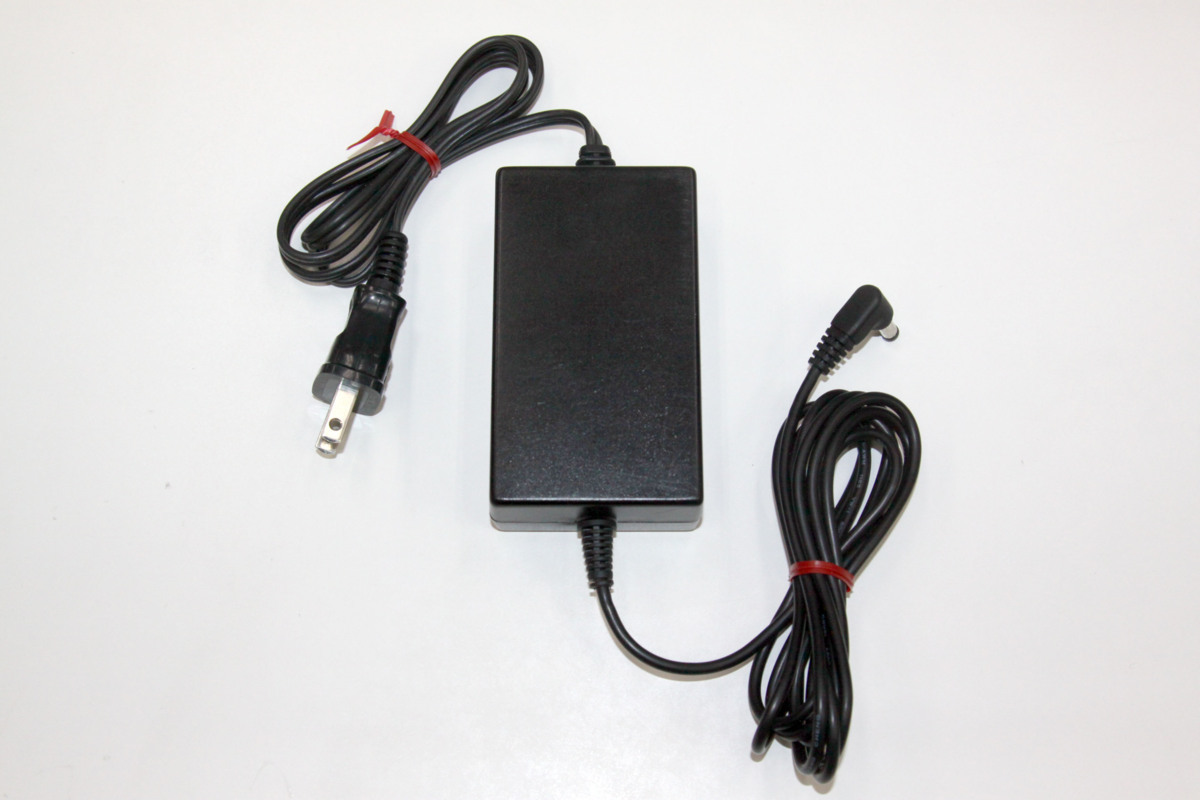 ☆10個入荷☆ FURUNO SYSTEMS/ACアダプター◇OP-E0038/12V 2A/外径約