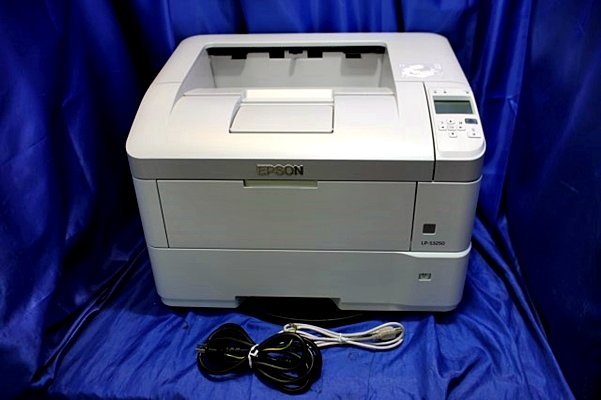 ★印字OK/印刷枚数少なめ3573枚★ EPSON/A3対応 モノクロレーザープリンター ◆ Offirio LP-S3250/USB2.0ケーブル付き◆ 44649Y_画像1