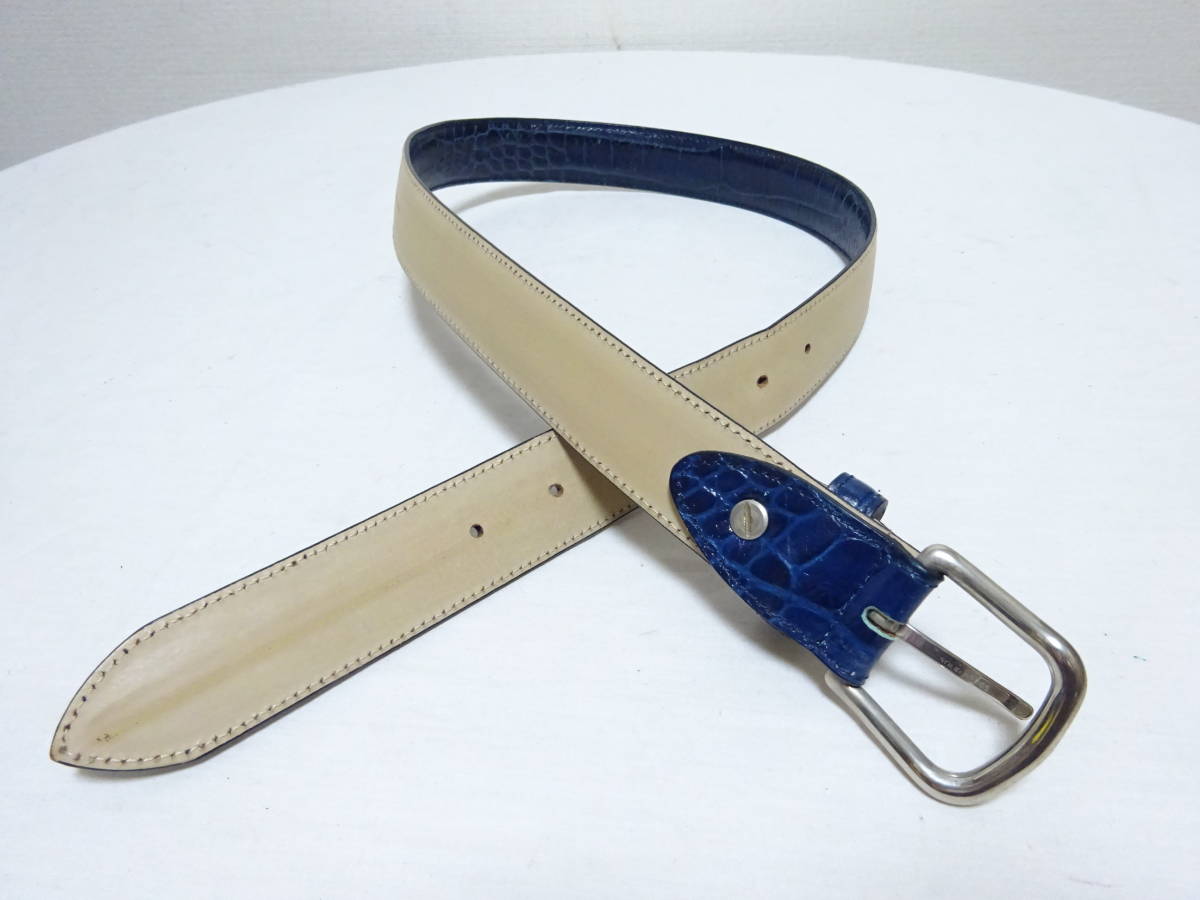 Aquascutum of London Aquascutum black ko type pushed . leather belt cow leather men's navy solid brass cut possibility 