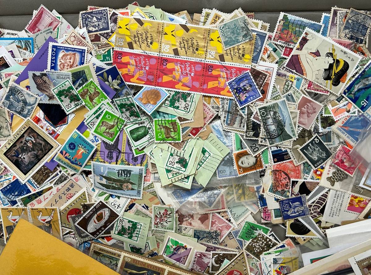 ヤフオク! - 【 国内・海外切手等 使用済 未使用 おまとめ 大量 2....