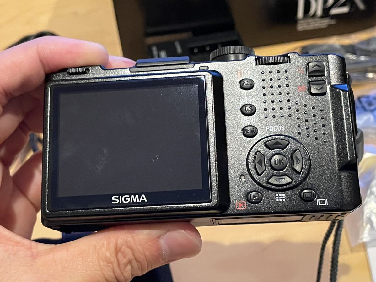 SIGMA DP2x 中古美品 デジタルカメラ | sandromagaldi.com.br