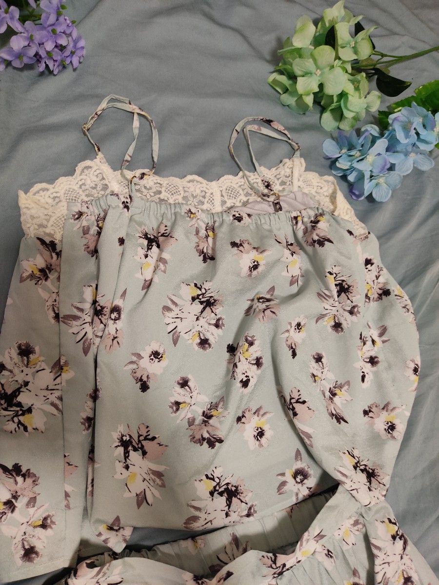 dazzlin セット売り セットアップ キャミソール レース フリル パステルカラー 花柄 水色 ライトブルー 薄手 裏地付き