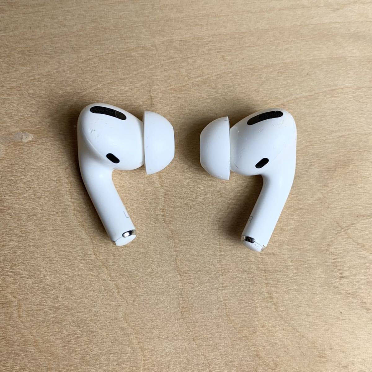 AirPods Pro 国内正規品 エアーポッズ プロ A2083 A2084 A2190 第1世代 