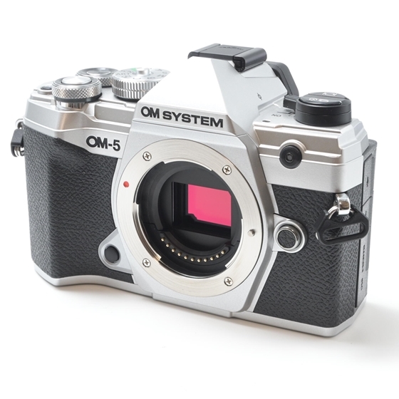 ５５％以上節約 ☆新品級☆OLYMPUS OM SYSTEM OM-5 ボディ シルバー