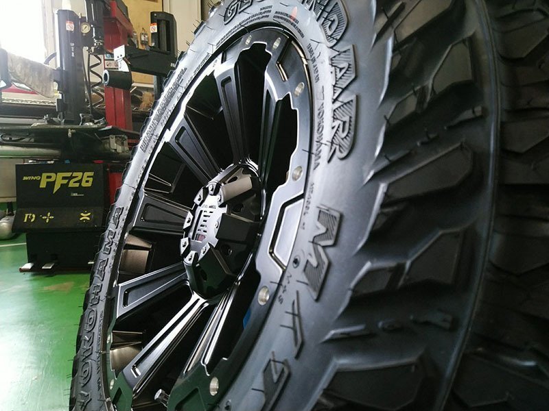 プラド タイヤホイールセット ヨコハマ ジオランダー MT 265/70R17 タイヤホイール17インチ DeathRock マットブラック_画像1