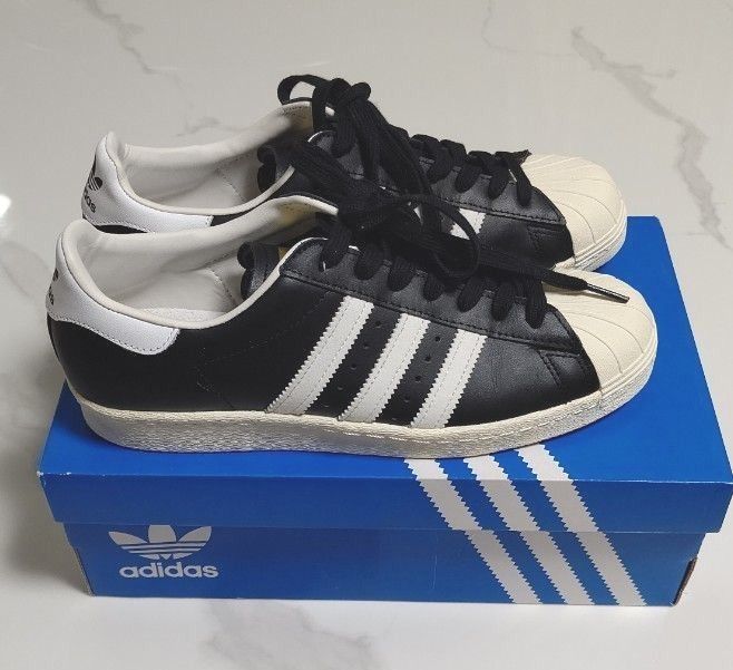 美品】adidas superstar スーパースター 80s レザー 黒・白 美品】adidas superstar スーパースター 80s レザー 黒・白