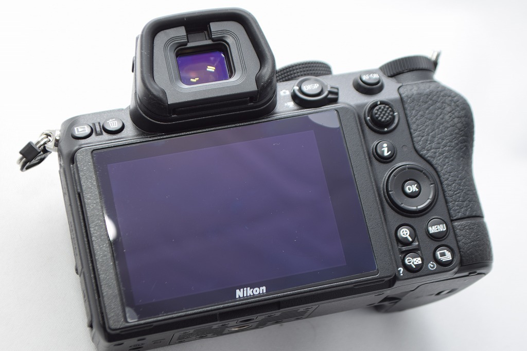 美品☆Nikon ニコン Z 5 ボディ☆元箱付・ショット数約3500回