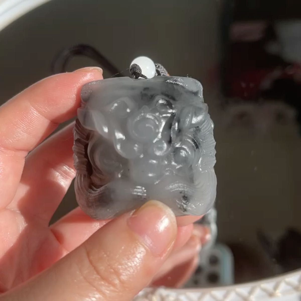シャー太翠 シャ太翠 置物 水墨丹青 原石 天然石 獅子 手に持つ