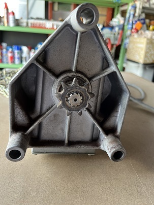 三和シャッター】シャッター開閉器 ギャードモーター 100V 右側 三和シャッター】シャッター開閉器 ギャードモーター 100V 右側